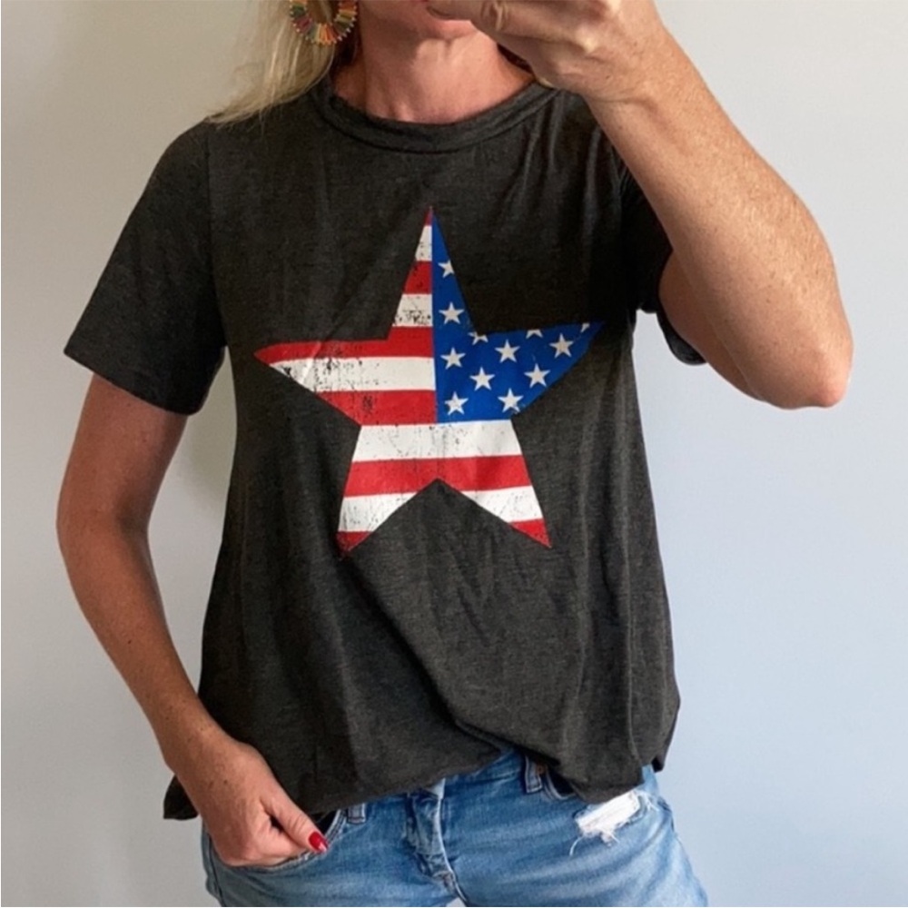 Star Design USA Flag Short Sleeve Tee